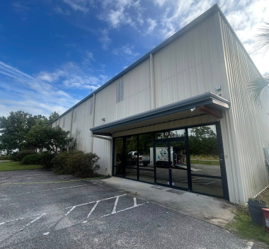 Commercial Pressure Washing: